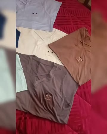 تاپ زنانه یقه ضربدری گلدوزی